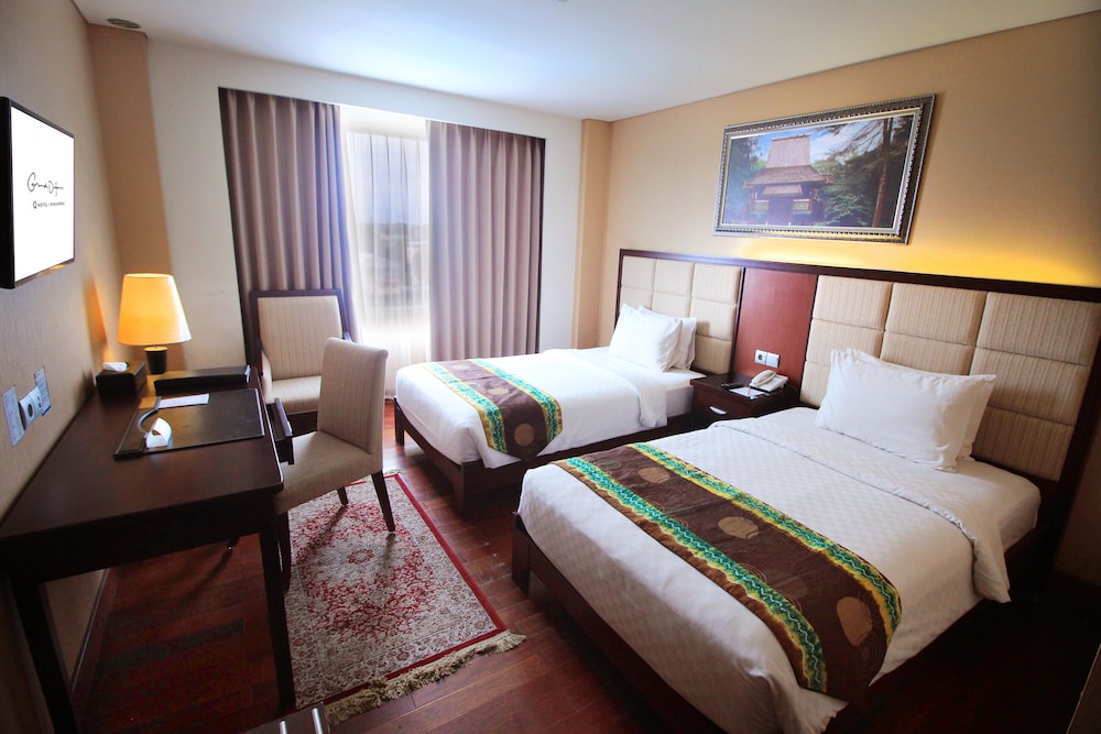 Grand Qin Hotel Banjarbaru 16/43