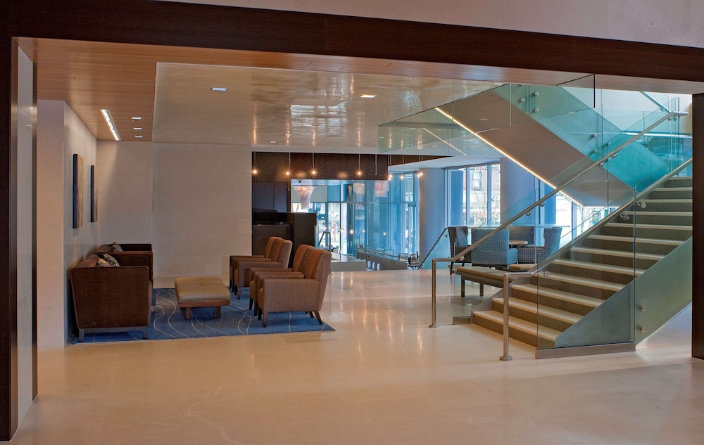 Hyatt At Olive 8 56/69