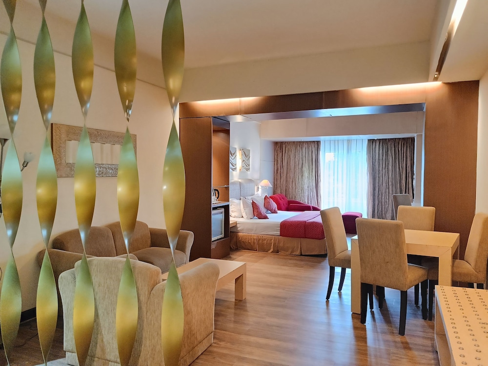 Tychi Hotel 31/56
