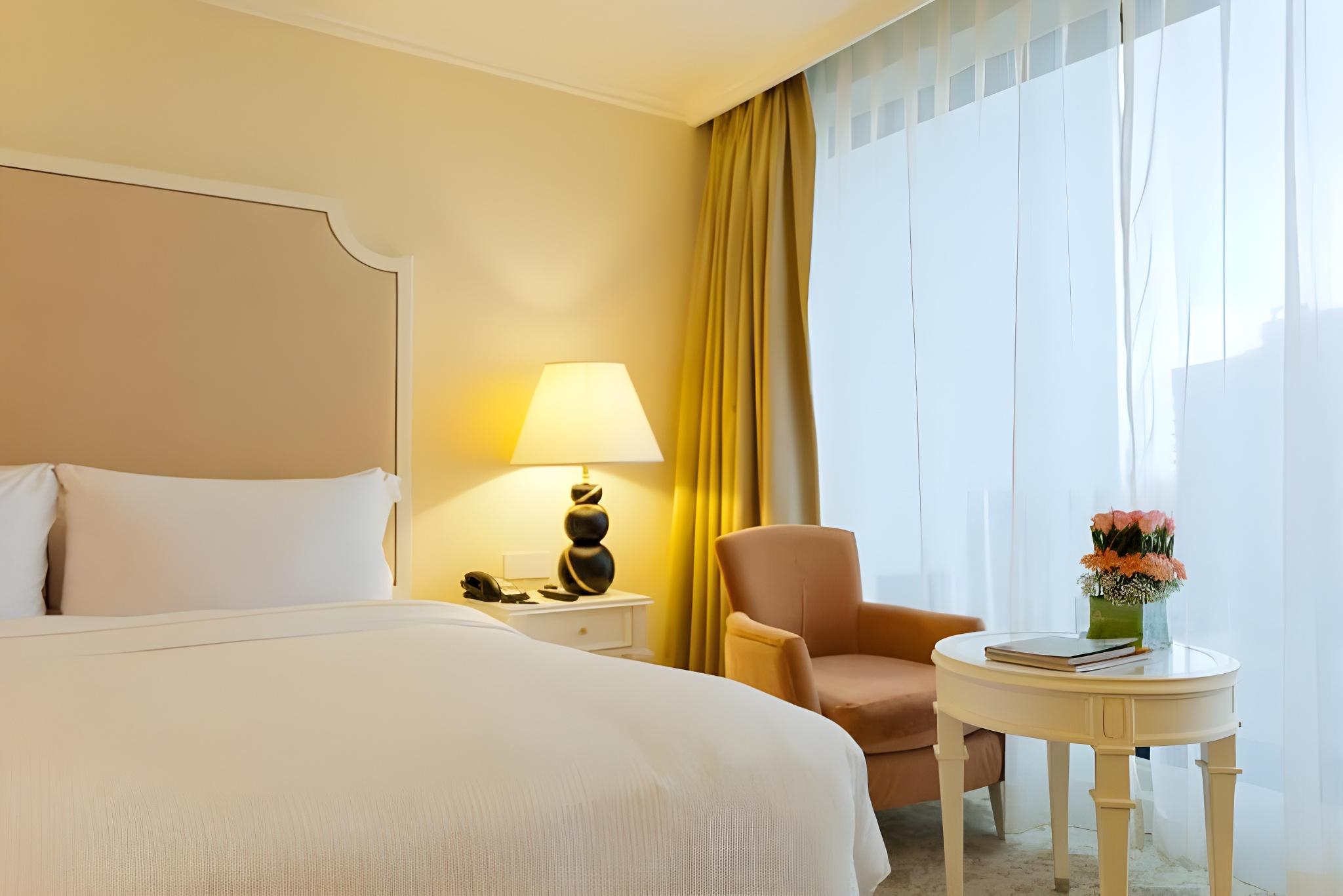 SUPERIOR SINGLE ROOM