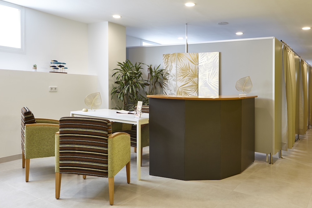 Universal Hotel Perla 5/50