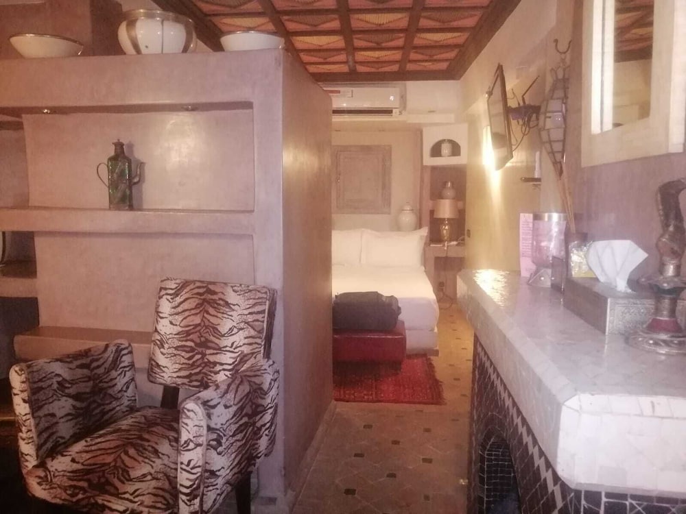 Riad Moullaoud 31/50