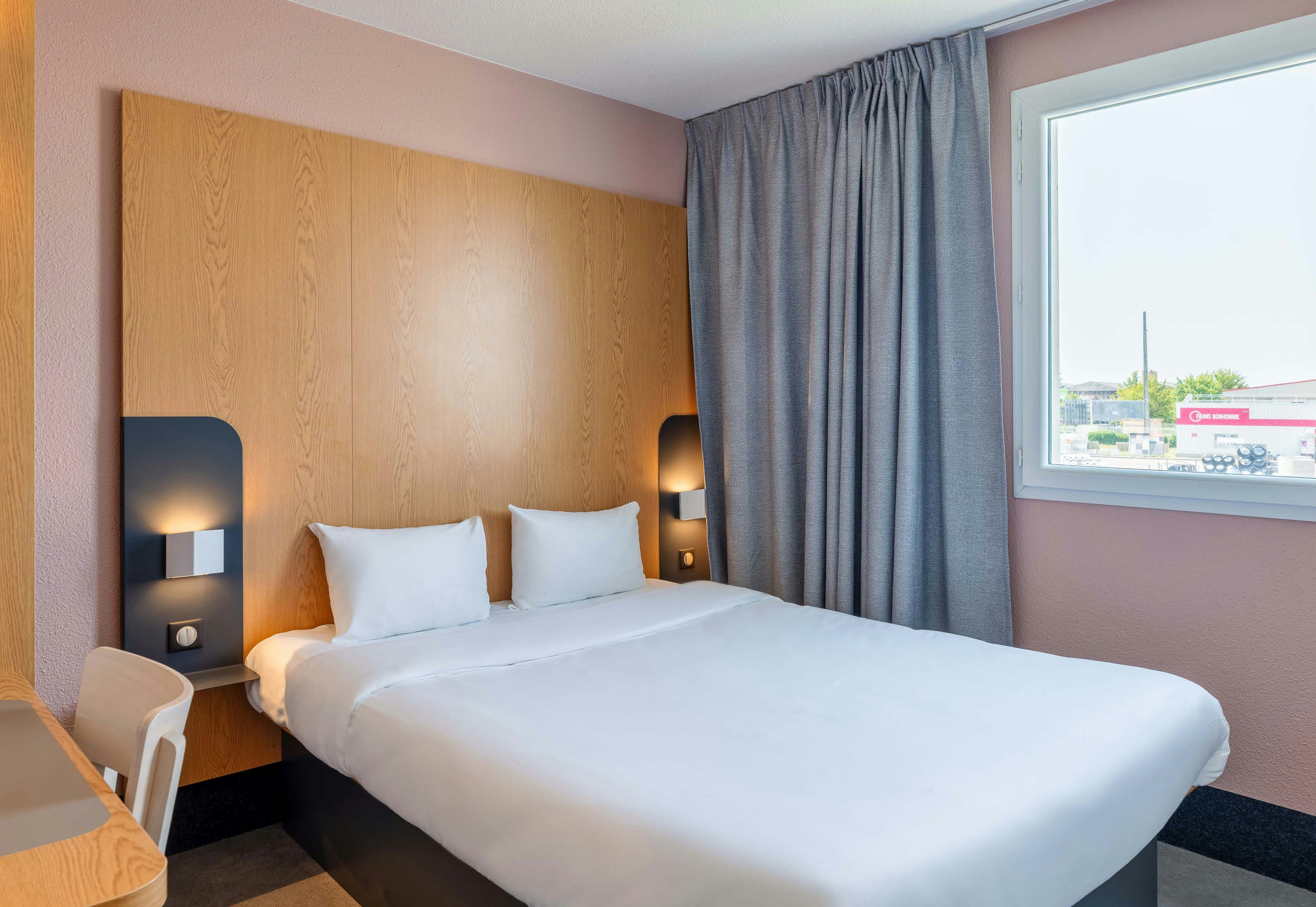 B&B Hotel Lyon Eurexpo Chassieu 4/16
