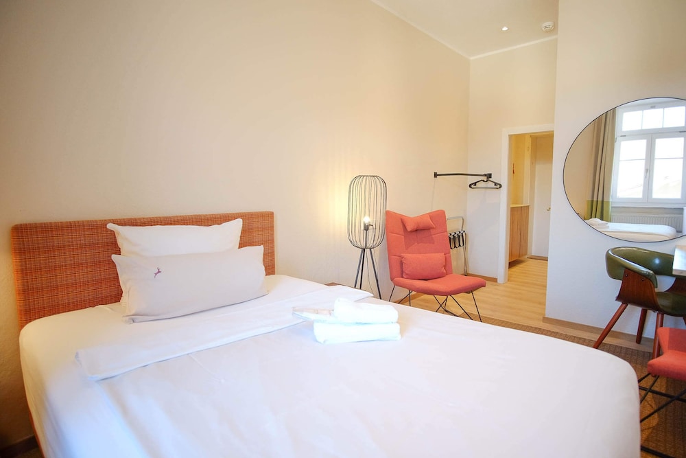 Superior, Single, Single Bed