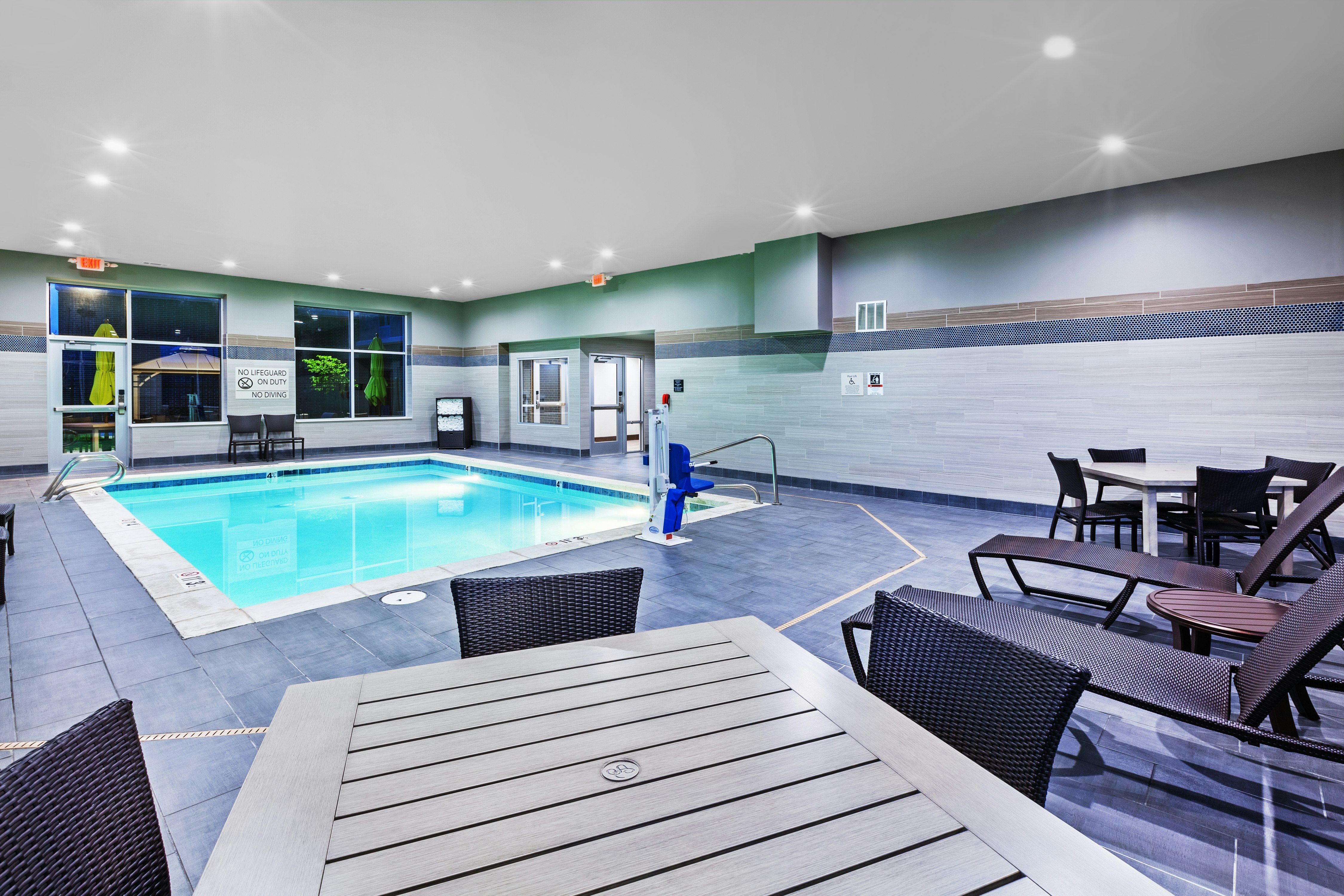 Hampton Inn Gardner Conference Center 19/36