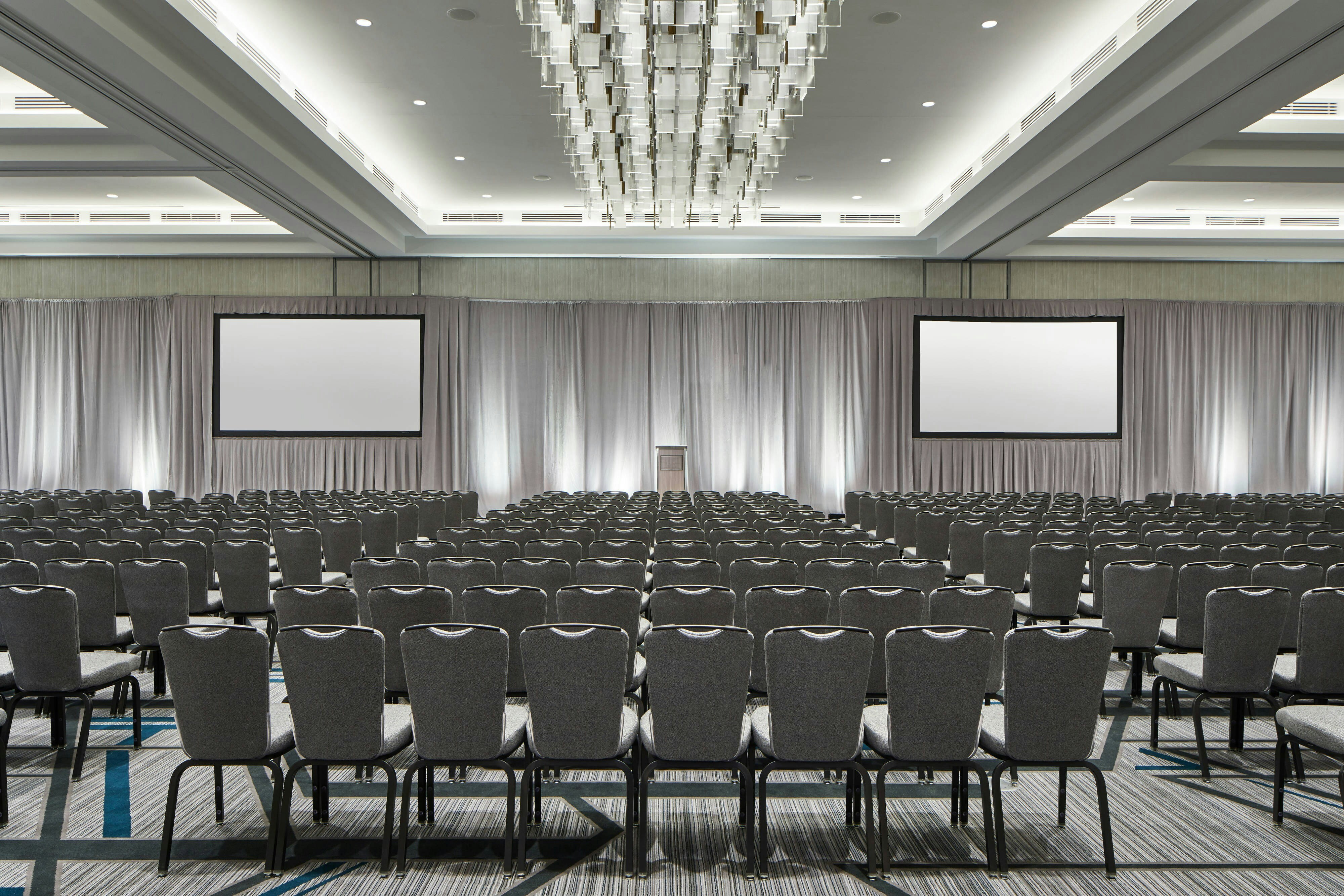 UNC Charlotte Marriott Hotel & Conference Center 37/47