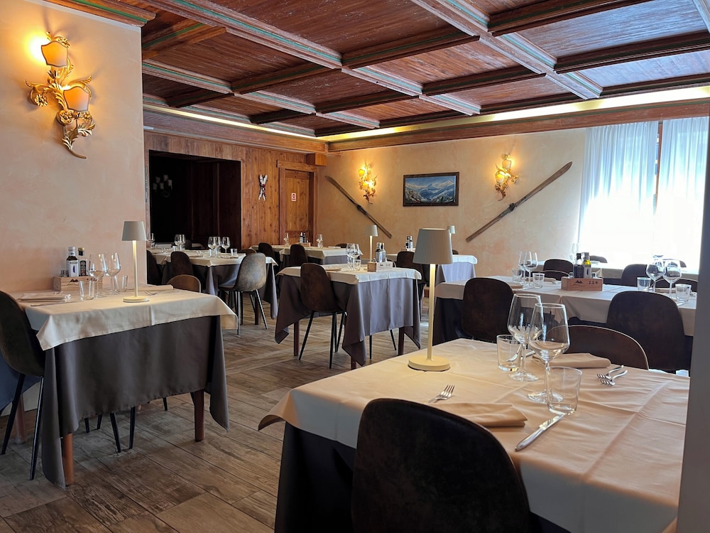 Hotel de Champoluc 37/50