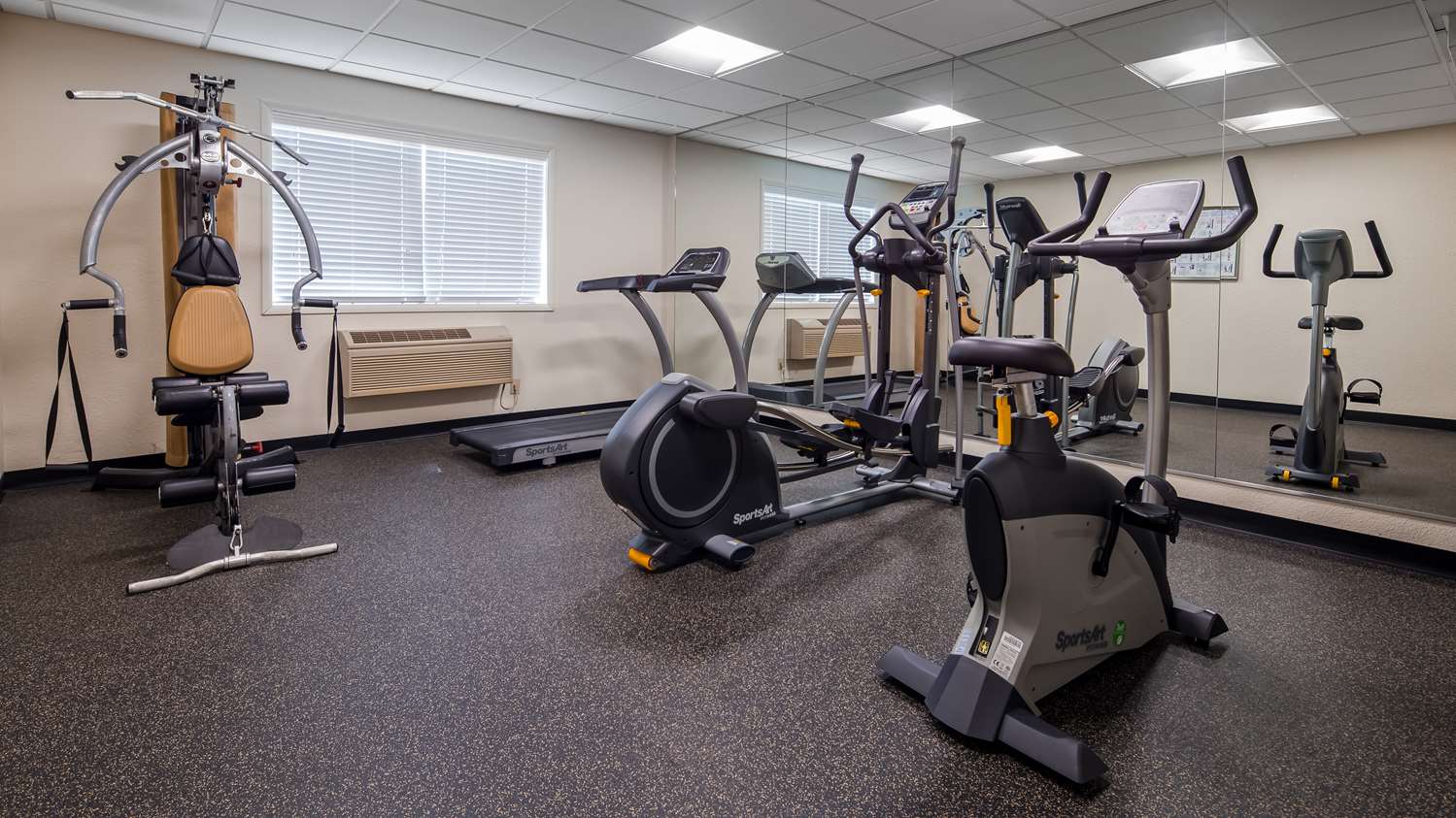 Best Western Plus Newark/Christiana Inn 17/30