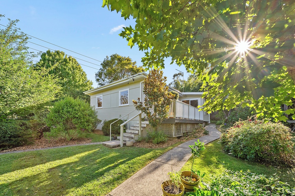 WHISPERING PINES BOUTIQUE ACCOMMODATION 41/50