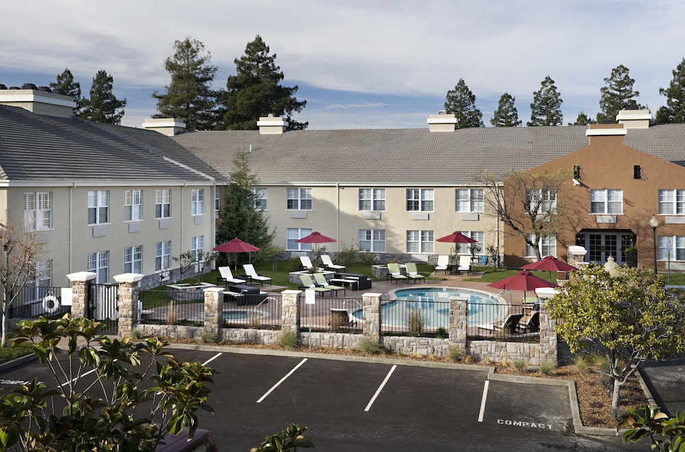 Hotel Indigo Napa Valley 7/62