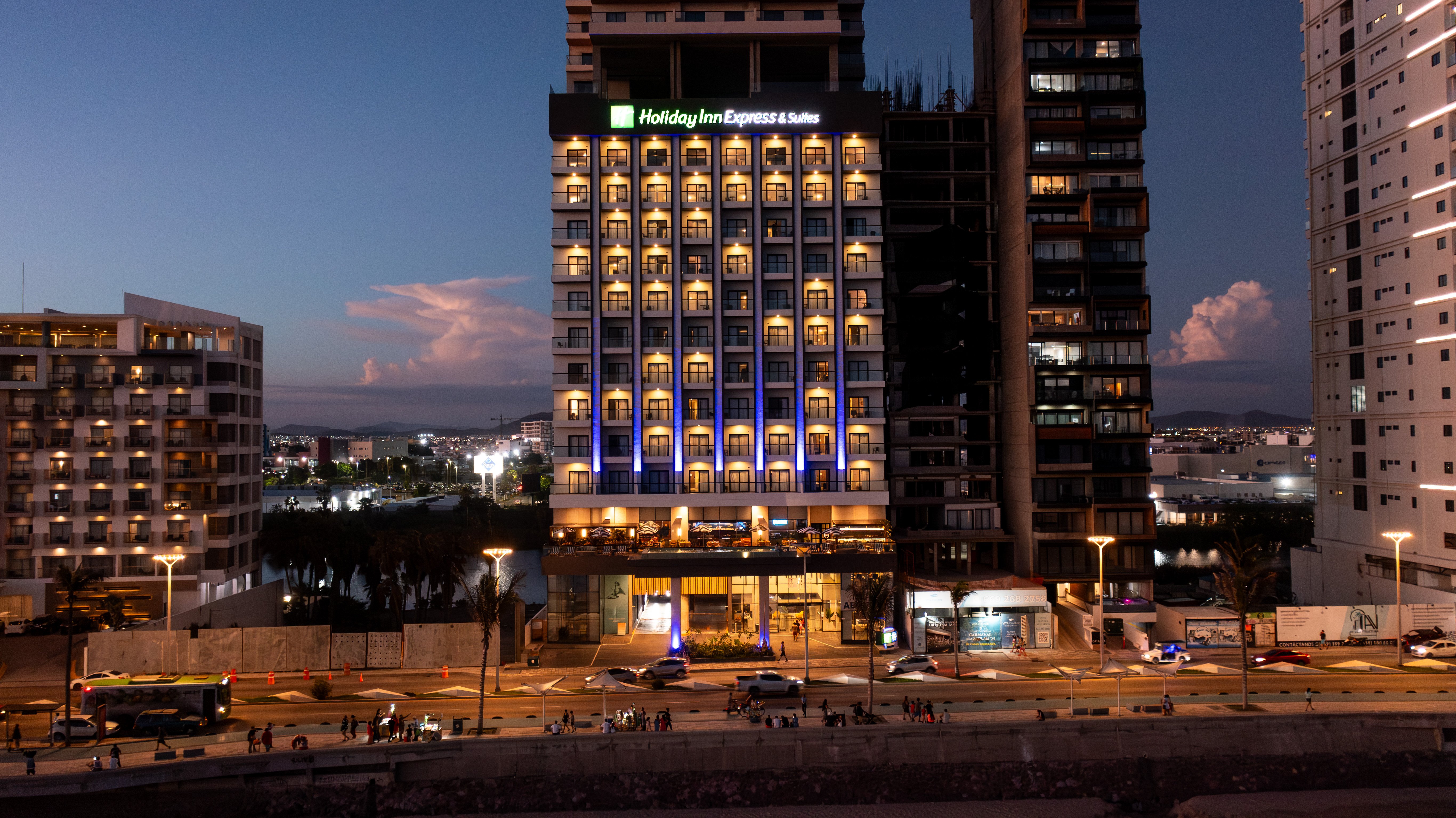 Holiday Inn Express & Suites MAZATLAN 2/50