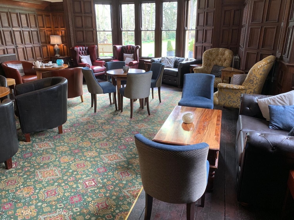 The Old Lodge 26/50
