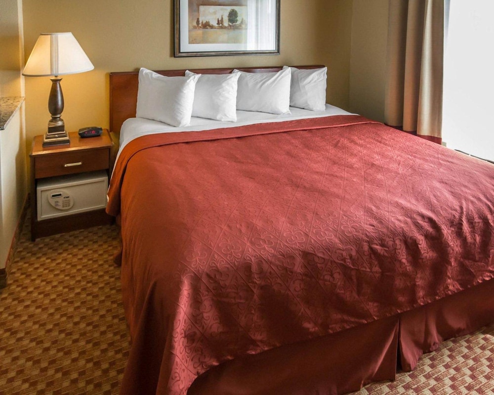 MainStay Suites Joliet I-80 16/47