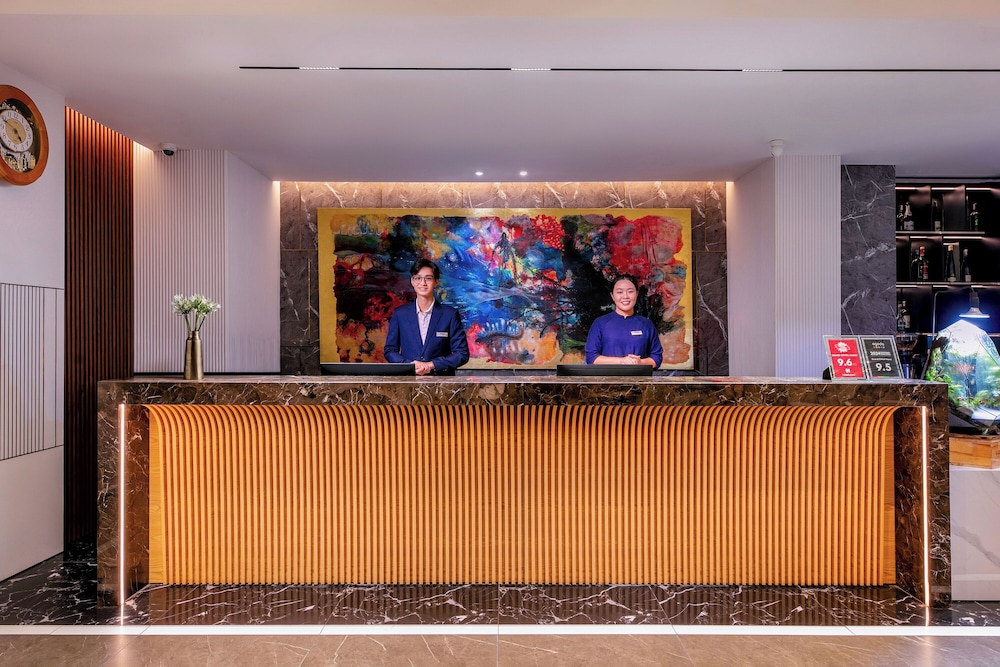 Grand Cititel Hanoi Hotel 8/71