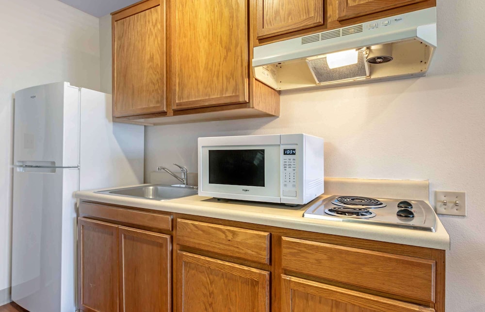 Extended Stay America Select Suites - Colorado Springs - Airport 38/38