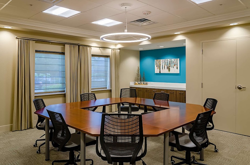 Crestwood Suites Lakeland 60/63