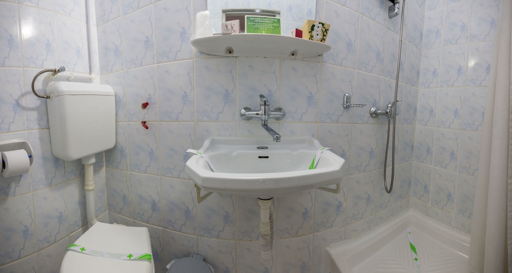 Hotel Rina Cerbul 33/34