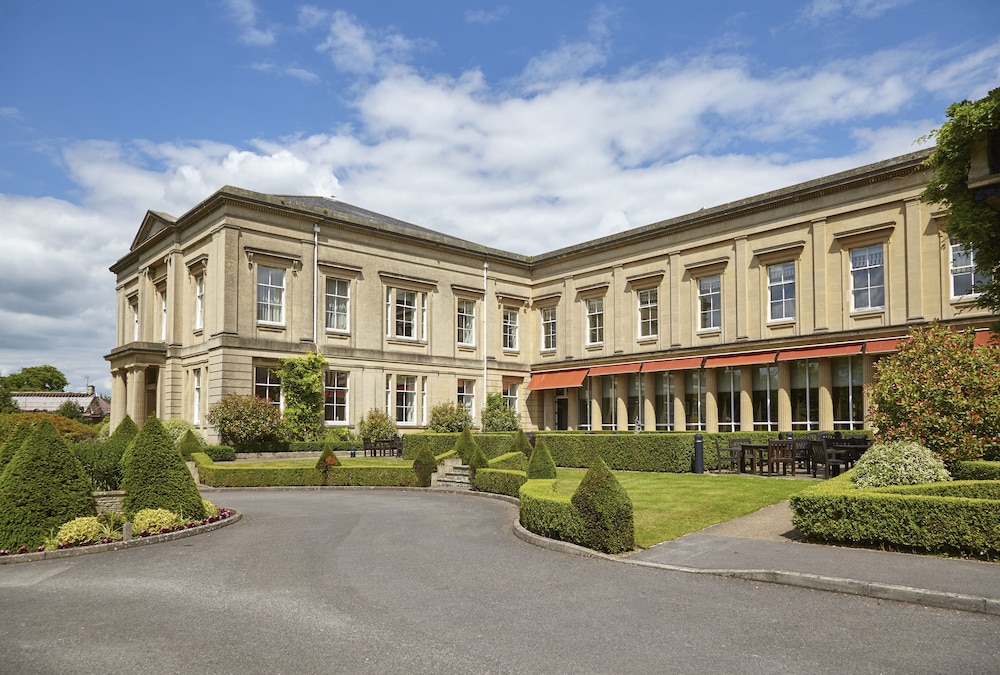 Macdonald Bath Spa Hotel 62/69