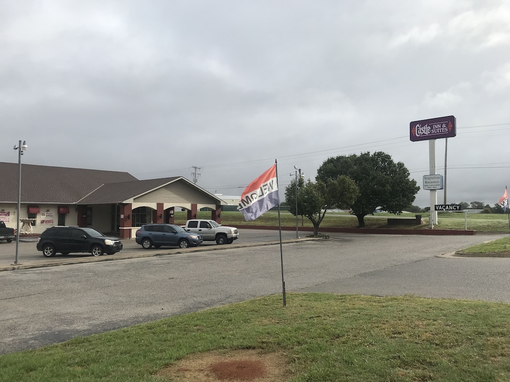 Castle Inn & Suites Anadarko 16/18