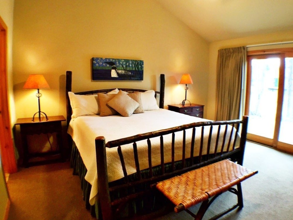 Mountain Lake Lodge 11/68
