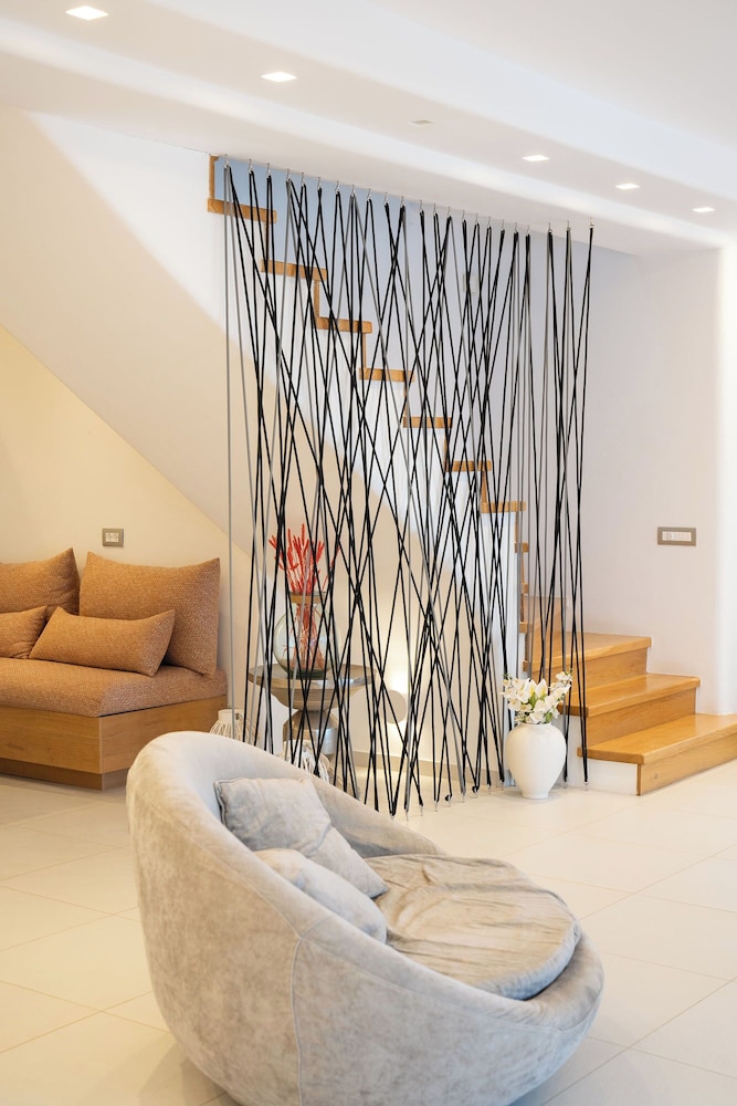 Amor Hideaway Villas by Mr and Mrs White 13/46