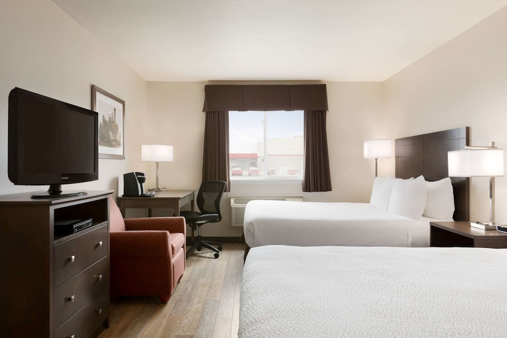 Days Inn by Wyndham Steinbach 19/43
