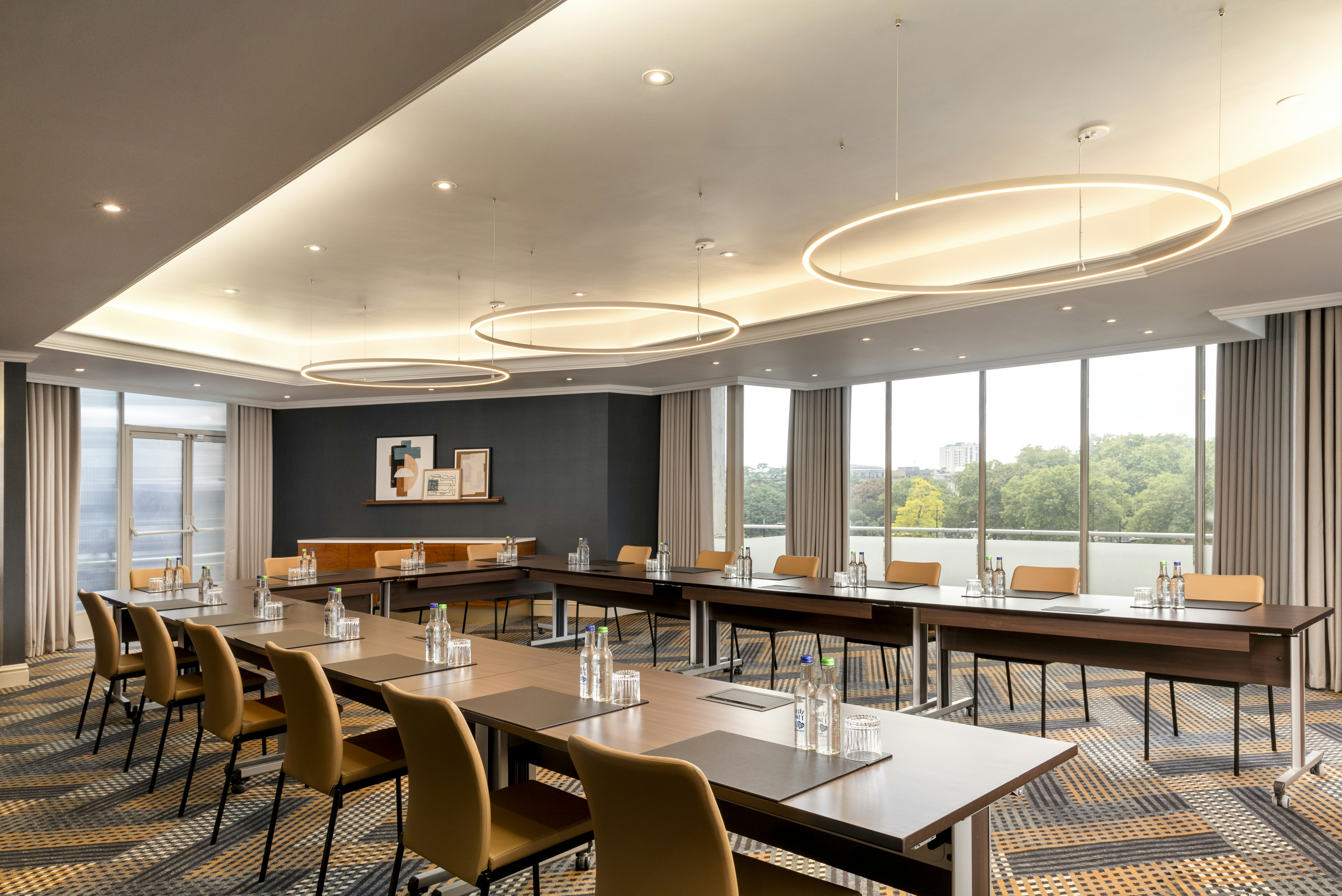 London Hilton On Park Lane 40/50