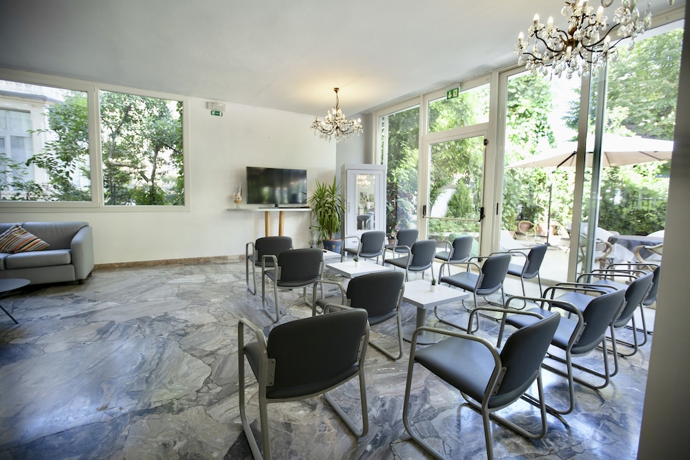 Hotel Maestri 34/50