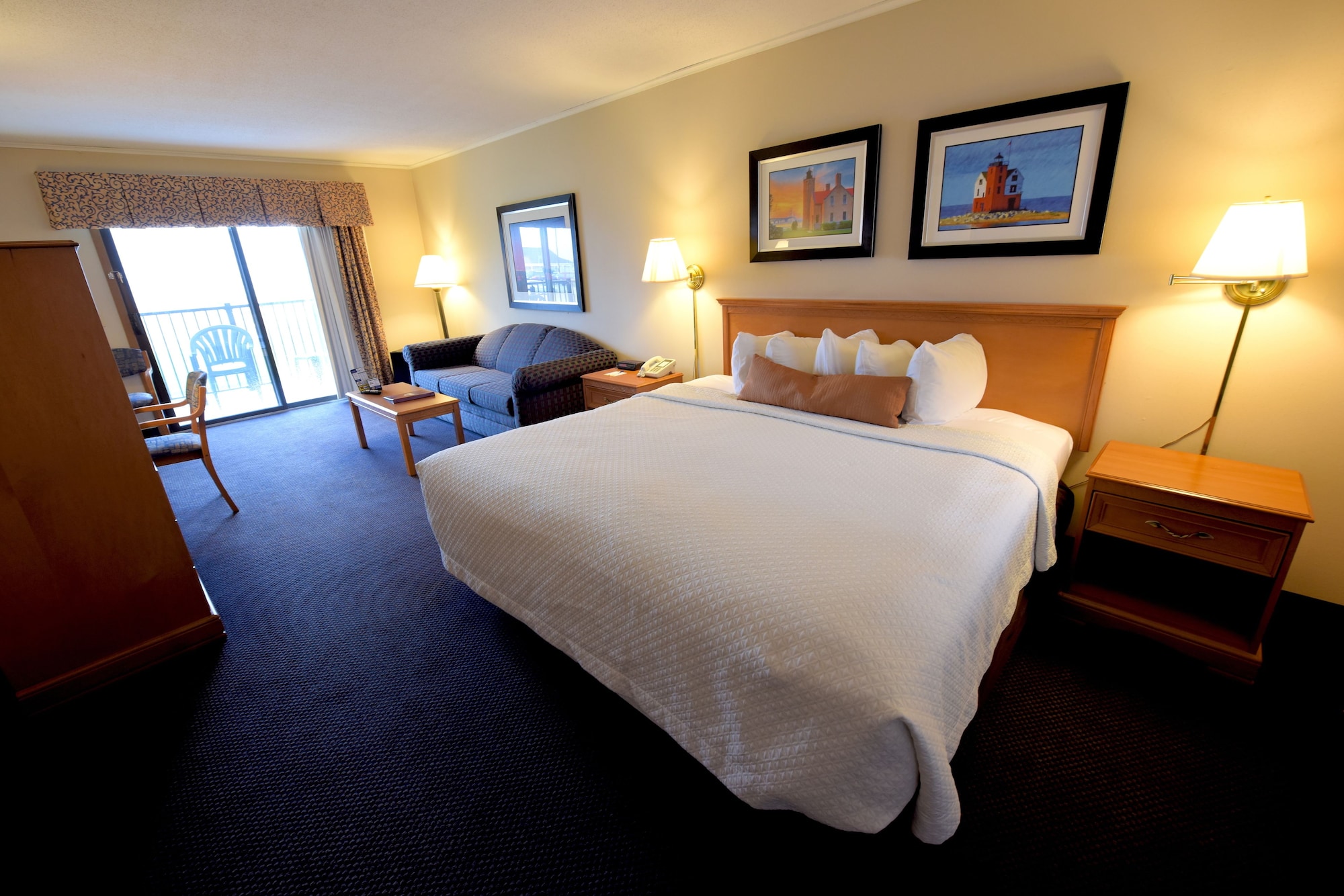 غرفة بسرير كينج لذوي الإعاقة، Days Inn By Wyndham Mackinaw City - Lakeview 10/10