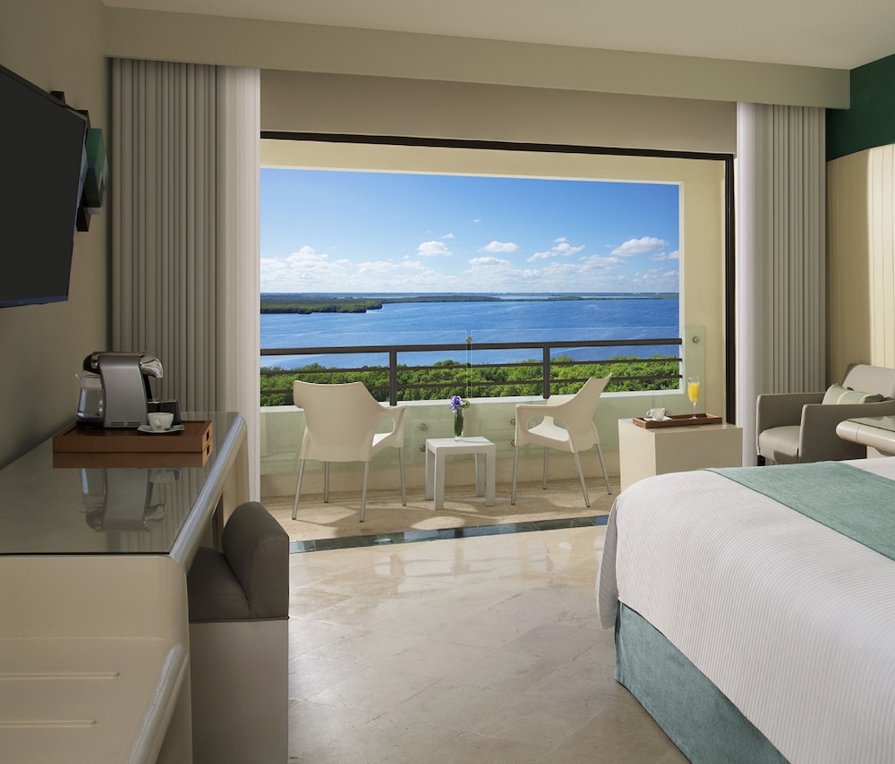 Secrets Mirabel Cancun Resort & Spa - Adults Only 10/50