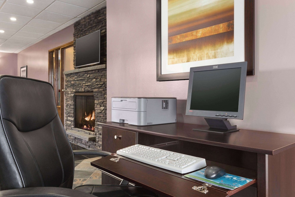 Travelodge by Wyndham Meadow Lake 29/29