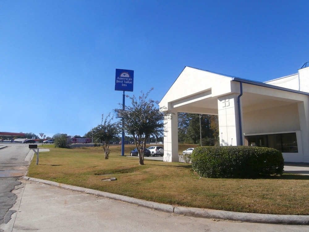 Americas Best Value Inn Tucker 1/26