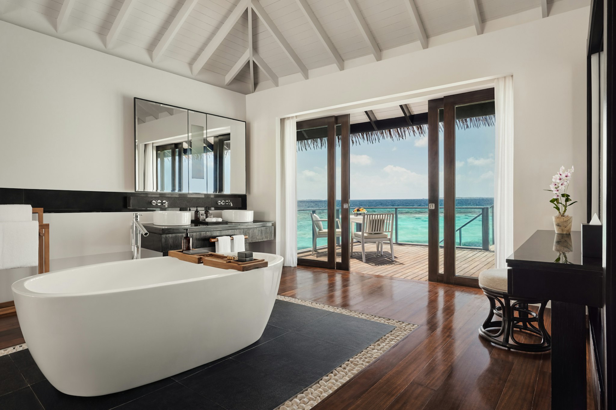 Noku Maldives Vignette Collection 102/103