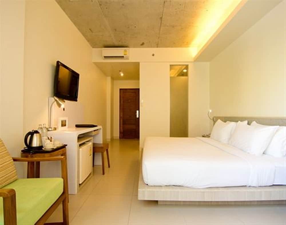 Sunshine Hotel and Residences 29/65