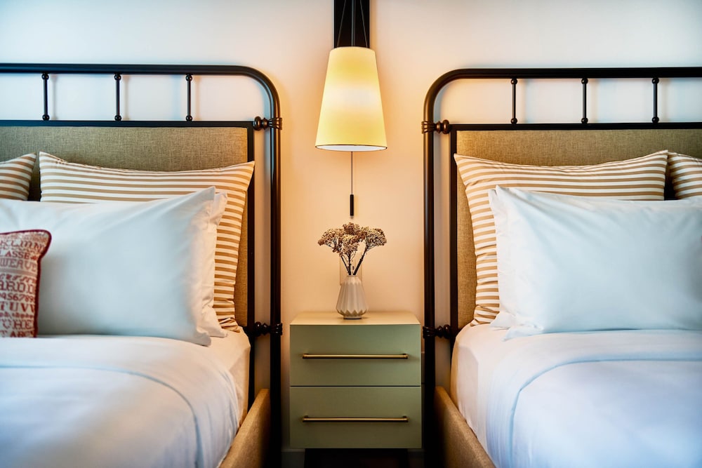 The Casso, Raleigh, a Tribute Portfolio Hotel 20/50