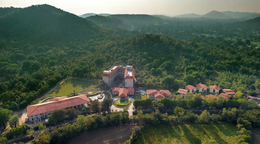 Bhanu The Fern Forest Resort & Spa Jambughoda 53/63