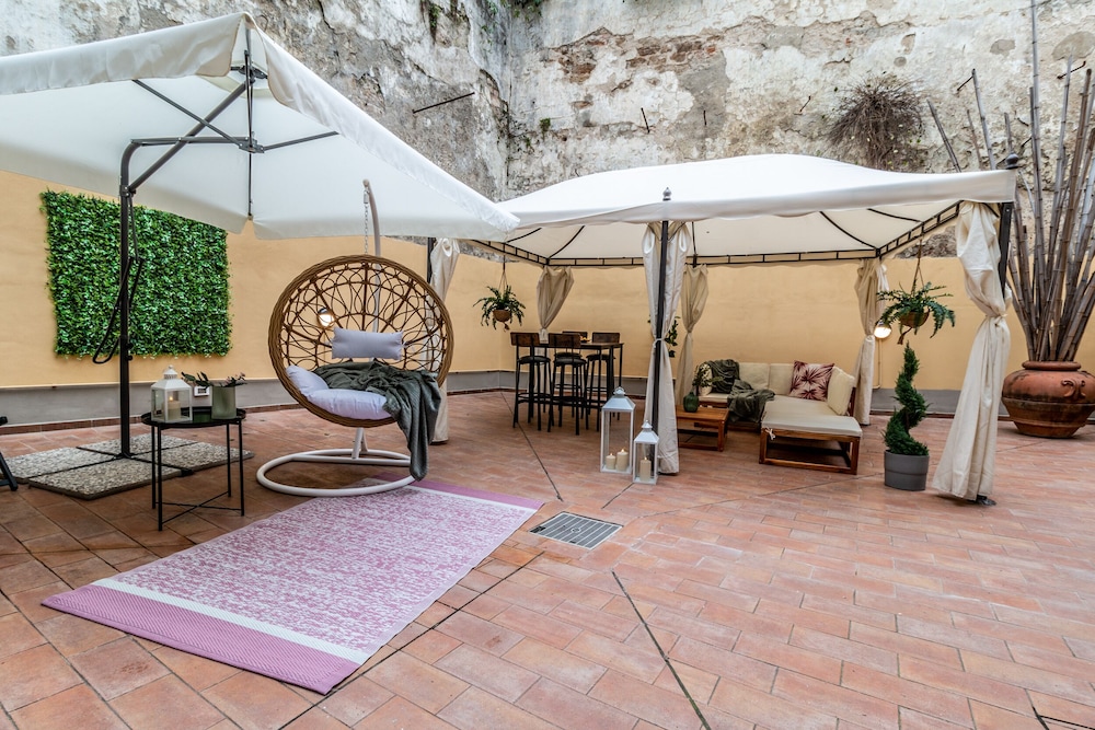 Wine Apartments Florence Vernaccia 24/50