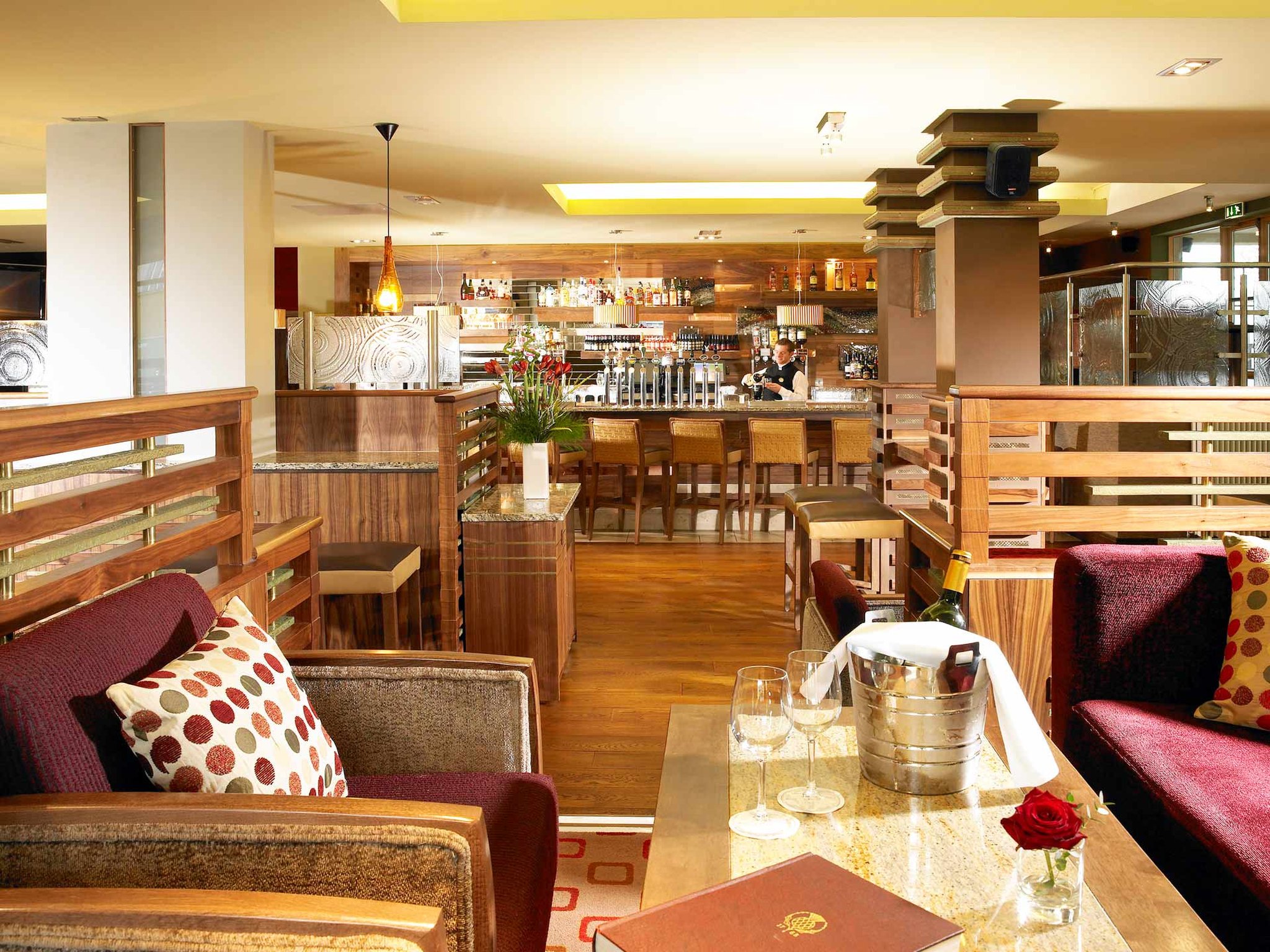 WESTPORT PLAZA HOTEL 40/51