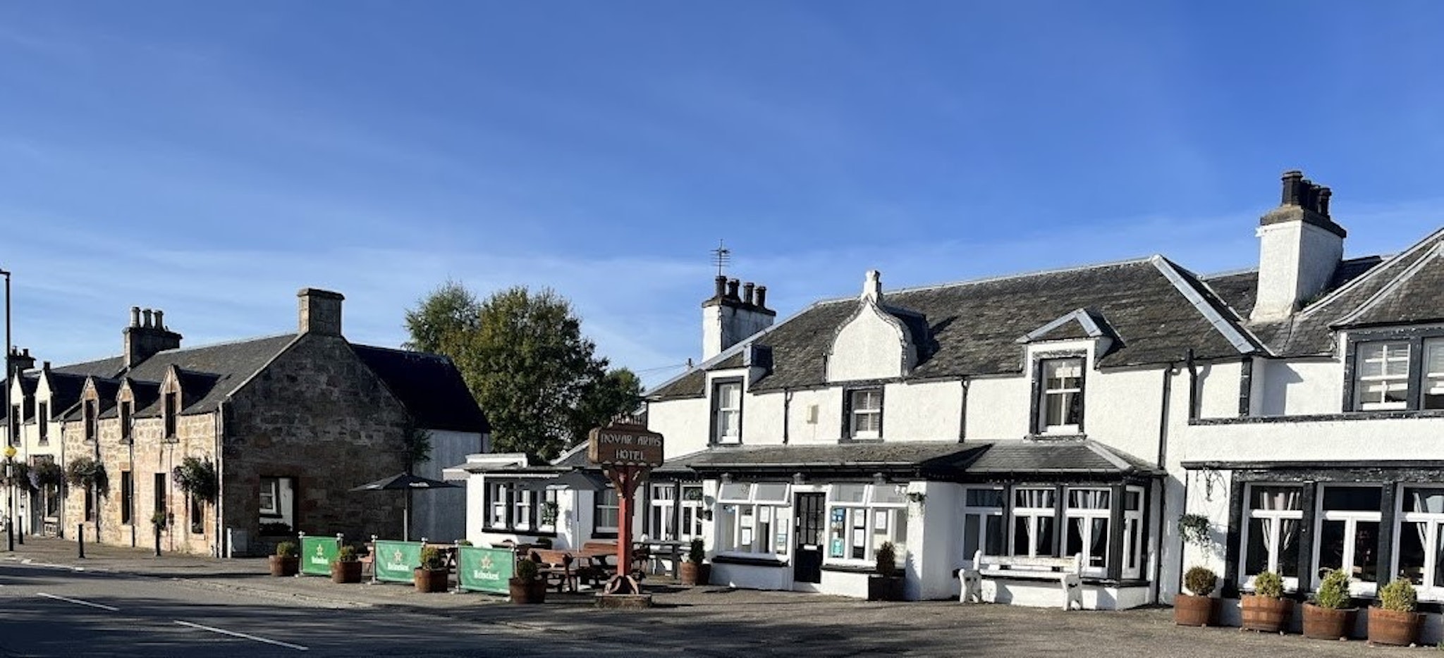 Novar Arms Hotel 16/21