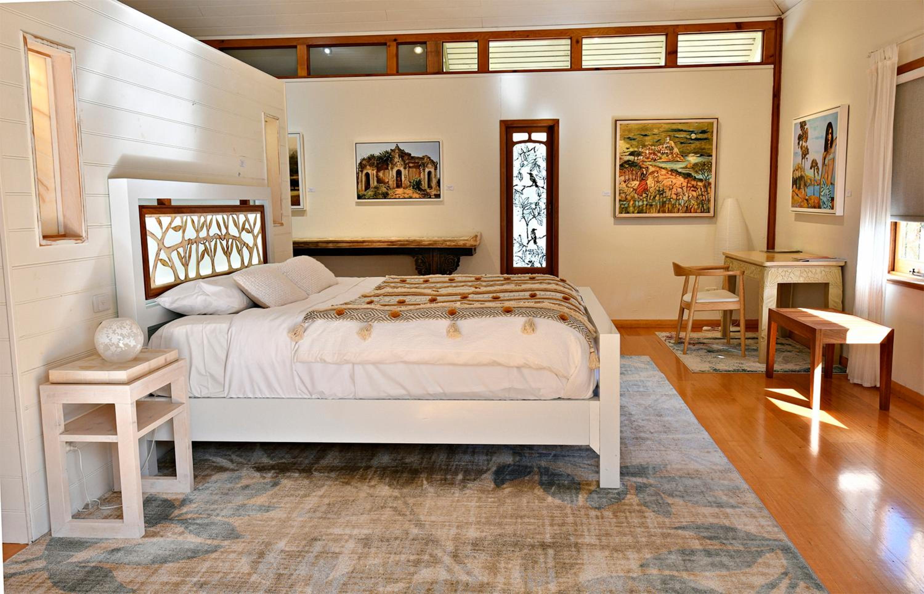 Art, House