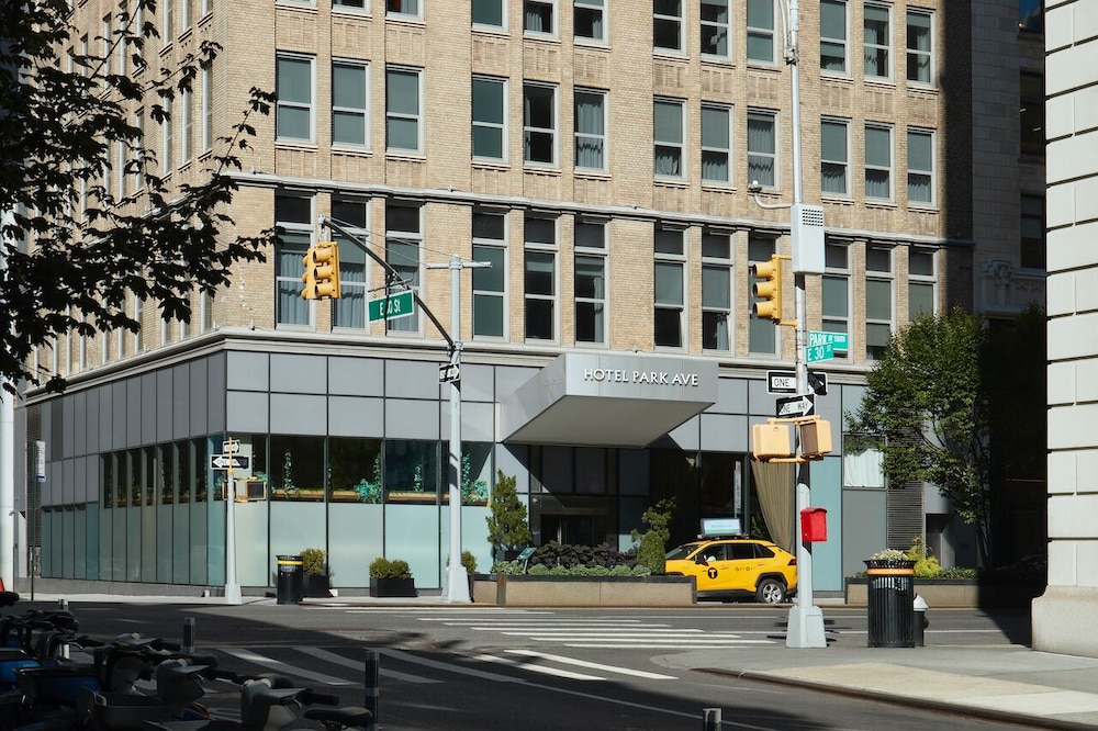 Hotel Park Ave 64/73