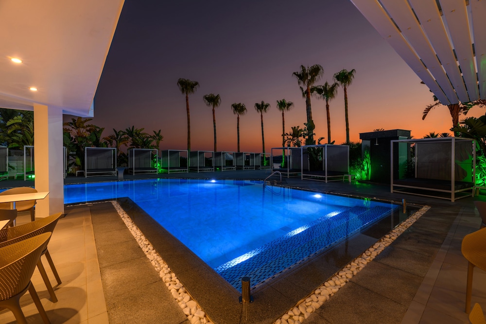 Tasia Maris Sands Beach Hotel - Adults Only 29/50