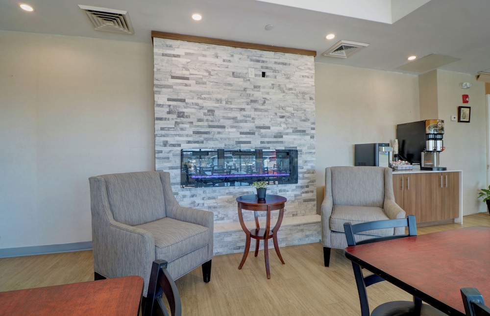 Anchorage Inn & Suites - Portsmouth 40/57