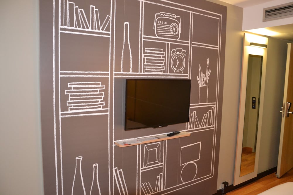 Ibis Chalon Sur Saone Europe 30/67