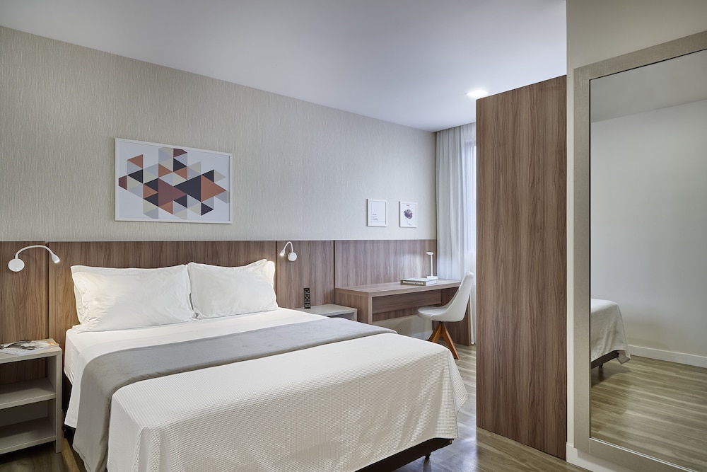 Lefel Hotel 16/46