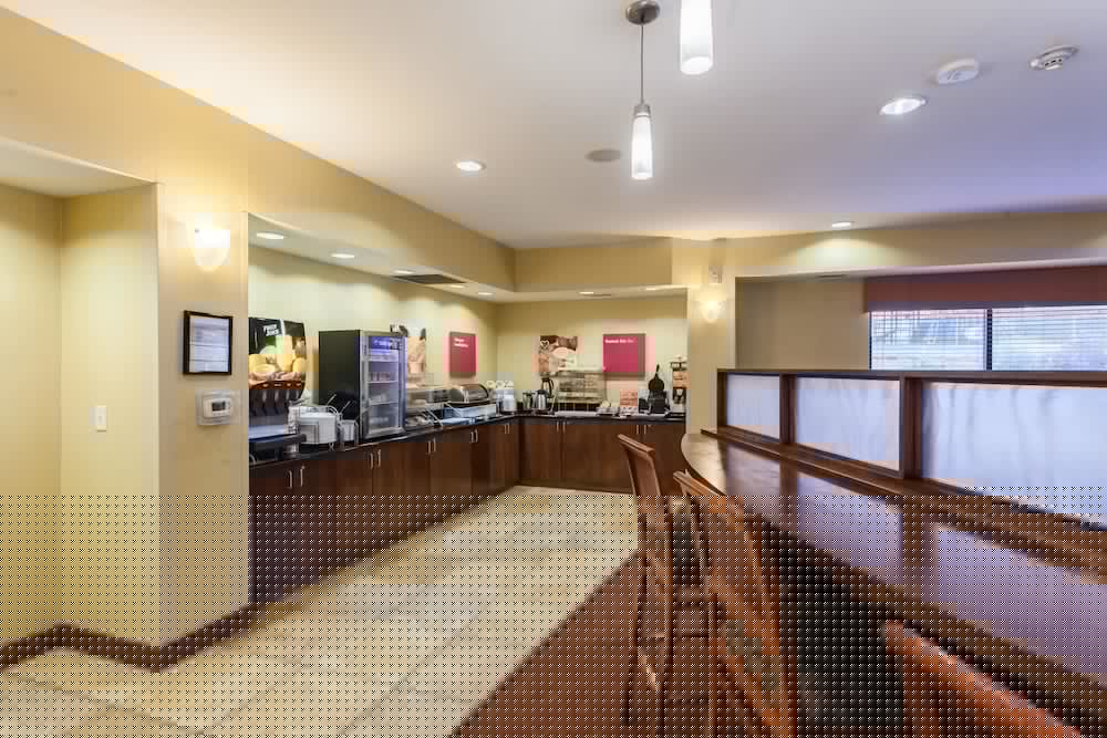 Comfort Suites East 11/42