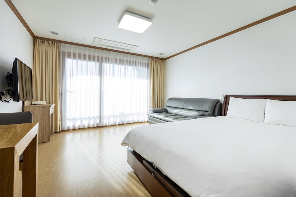 1 BEDROOM, SKY, DELUXE, DOUBLE BED, OCEAN VIEW, 17 PYEONG