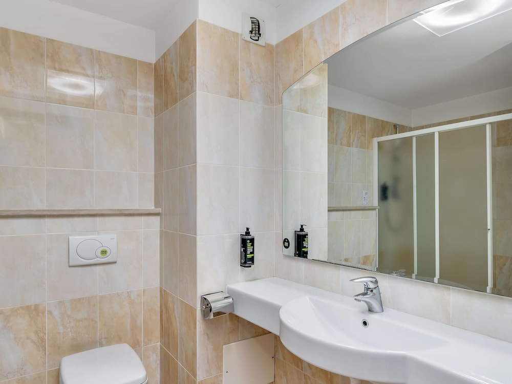 B&B HOTEL Settimo Torinese 47/50
