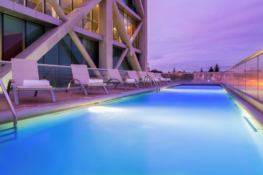 Four Points By Sheraton Los Angeles 22/44