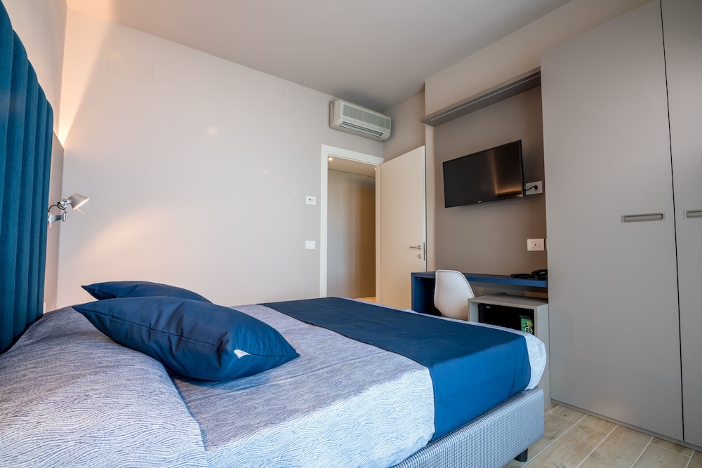 Hotel Relax 10/50